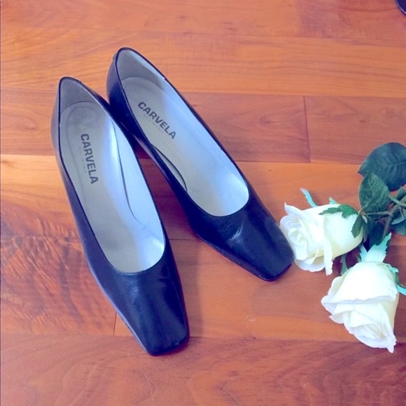 Shiny Italian real leather shoes dark blue mid high block heels Eur 39 US 9 - Picture 2 of 7